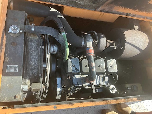1990 case 688-p banden graafmachine - afbeelding 22 van  36