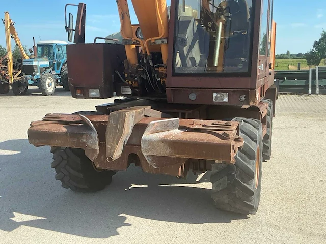 1990 case 688-p banden graafmachine - afbeelding 9 van  38