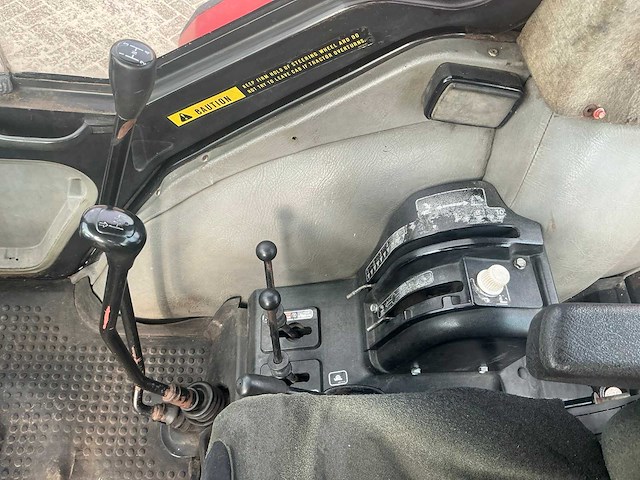 1990 case 956xl vierwielaangedreven landbouwtractor - afbeelding 35 van  48