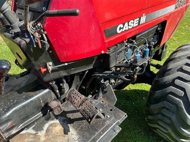 1990 case ih 2130 - vierwielaangedreven landbouwtractor - afbeelding 5 van  35