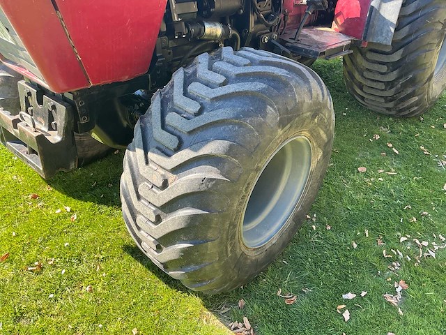 1990 case ih 2130 - vierwielaangedreven landbouwtractor - afbeelding 20 van  35
