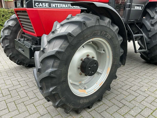 1990 case international 1056xl vierwielaangedreven landbouwtractor - afbeelding 9 van  70