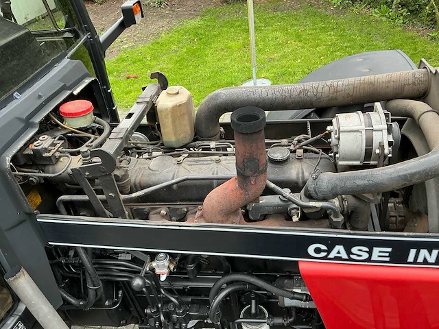 1990 case international 1056xl vierwielaangedreven landbouwtractor - afbeelding 37 van  70