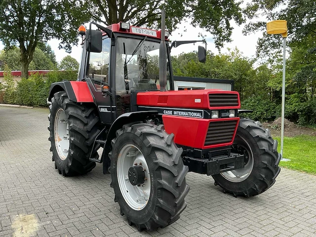 1990 case international 1056xl vierwielaangedreven landbouwtractor - afbeelding 6 van  70