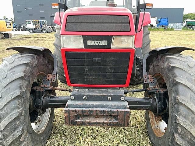 1990 case international 5130 vierwielaangedreven landbouwtractor - afbeelding 14 van  28