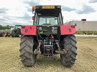 1990 case international 5130 vierwielaangedreven landbouwtractor - afbeelding 25 van  28