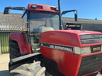 1990 case international 5130 vierwielaangedreven landbouwtractor - afbeelding 3 van  18