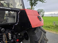 1990 case international 5130 vierwielaangedreven landbouwtractor - afbeelding 3 van  6