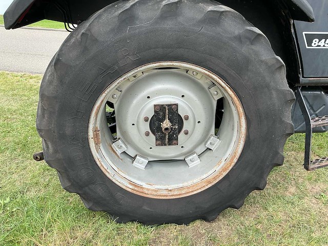 1990 case international 844xl vierwielaangedreven landbouwtractor - afbeelding 46 van  46