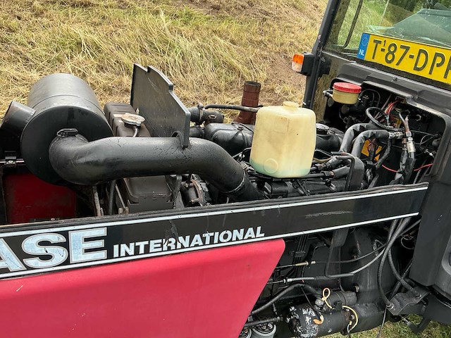 1990 case international 844xl vierwielaangedreven landbouwtractor - afbeelding 25 van  25