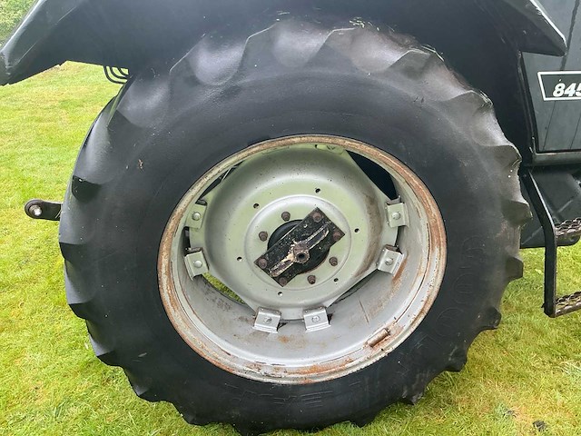1990 case international 845xl tweewielaangedreven landbouwtractor - afbeelding 5 van  14