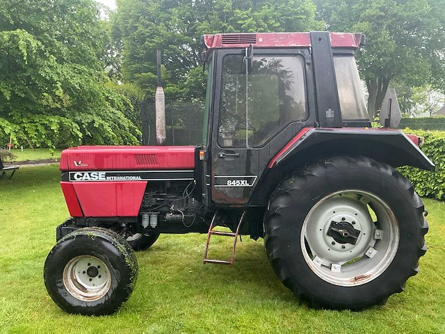 1990 case international 845xl tweewielaangedreven landbouwtractor - afbeelding 12 van  14
