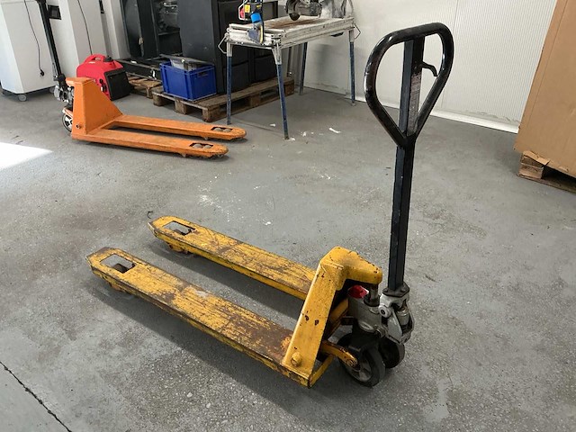 1990 cbv hand hydraulische palletwagen - afbeelding 4 van  6