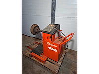 1990 cemb p200 banden balanceerapparaat truck - afbeelding 2 van  5