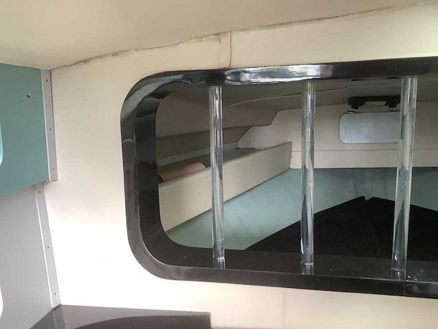 1990 century grand shadow grande 33 motorjacht - afbeelding 5 van  16