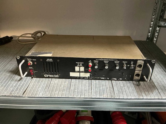 1990 clearcom masterstation intercom station - afbeelding 1 van  3