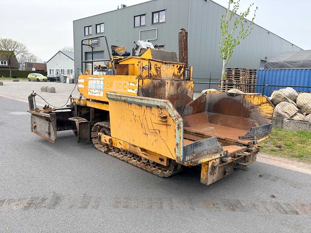 1990 demag df60c asfalteermachine - afbeelding 2 van  15