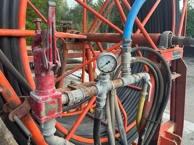 1990 douven drainage-reinigingsmachine / drainagespuit met slanghaspel en aftakasaandrijving - afbeelding 2 van  7