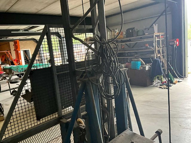 1990 elephant lh200a bouwlift - afbeelding 4 van  4