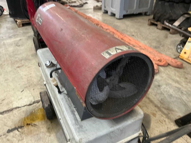 1990 eurom ta80 dieselgestookte jetheater - afbeelding 5 van  8