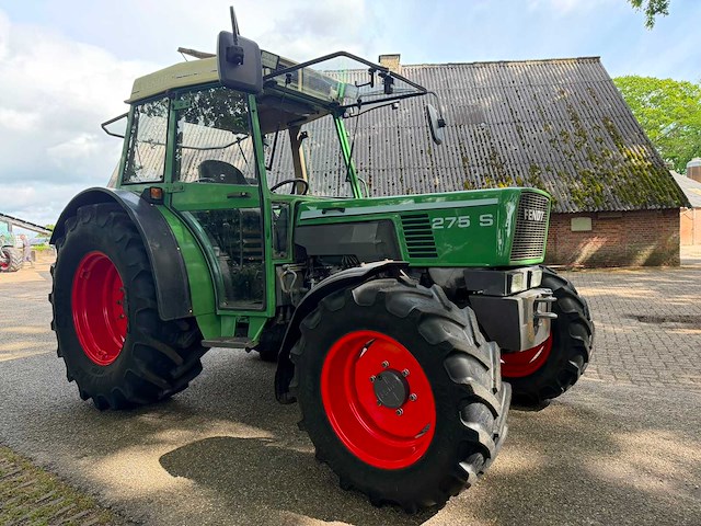 1990 fendt 275 s vierwielaangedreven landbouwtractor - afbeelding 4 van  10