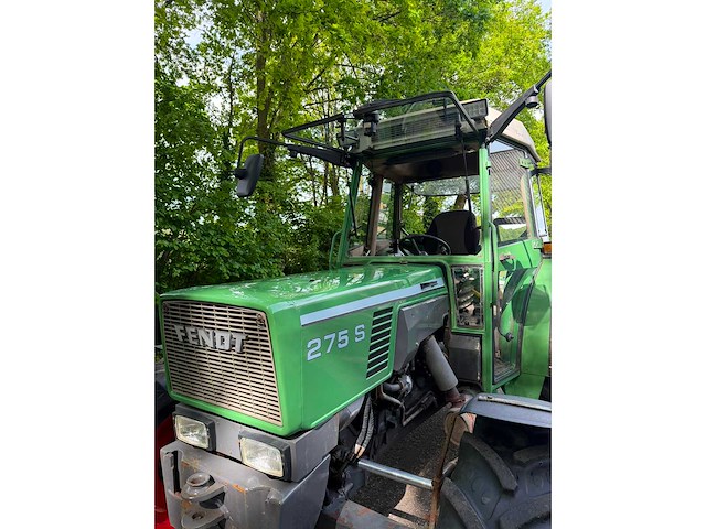 1990 fendt 275 s vierwielaangedreven landbouwtractor - afbeelding 8 van  10