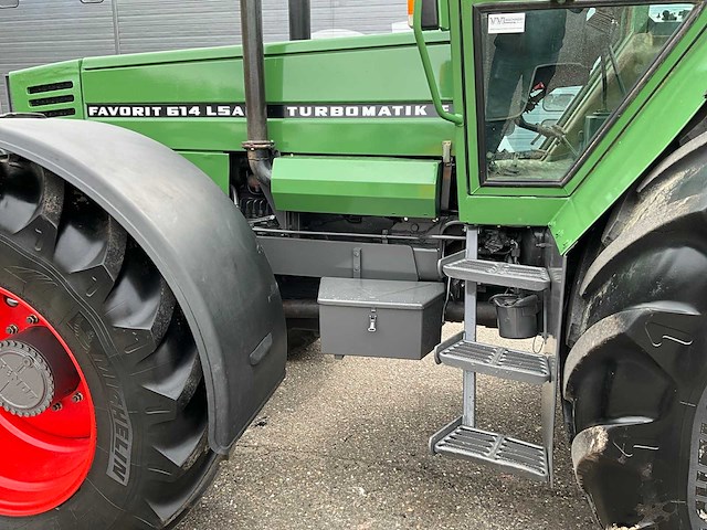 1990 fendt favorit 614lsa turbomatic e vierwielaangedreven landbouwtractor - afbeelding 10 van  43