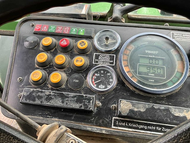 1990 fendt favorit 614lsa turbomatic e vierwielaangedreven landbouwtractor - afbeelding 25 van  43