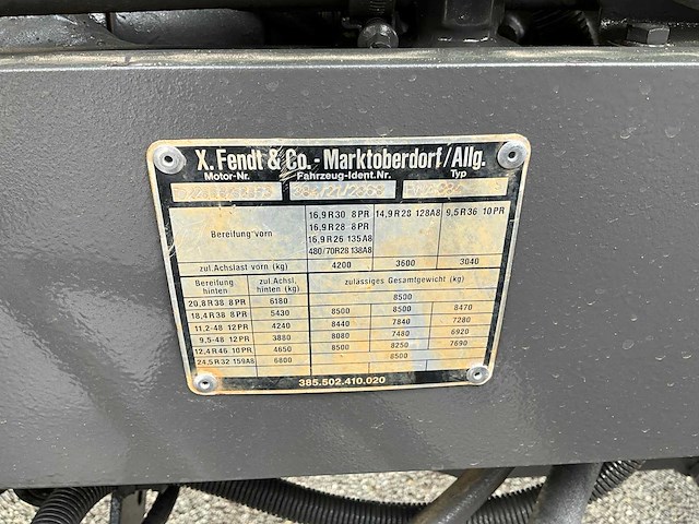 1990 fendt favorit 614lsa turbomatic e vierwielaangedreven landbouwtractor - afbeelding 37 van  43
