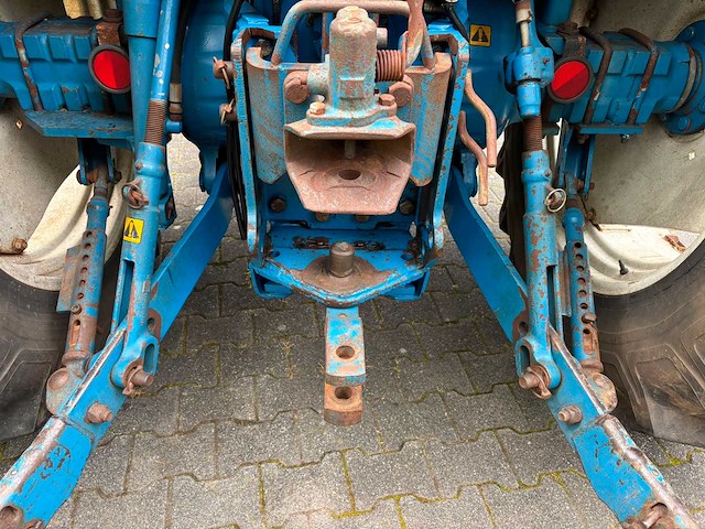 1990 ford 6410 gen iii - vierwielaangedreven landbouwtractor - afbeelding 10 van  16