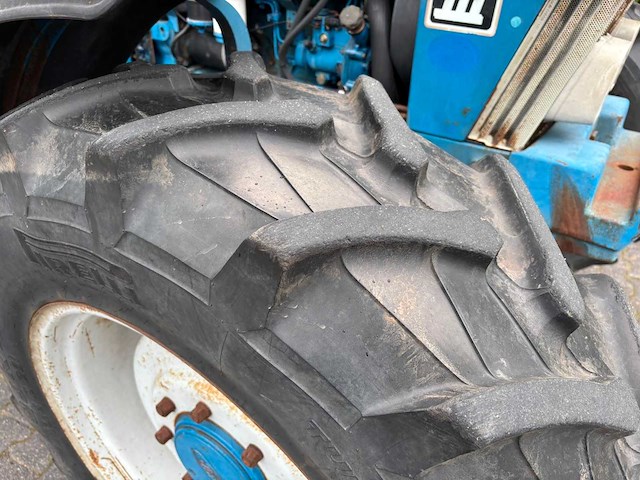 1990 ford 6410 gen iii - vierwielaangedreven landbouwtractor - afbeelding 11 van  39