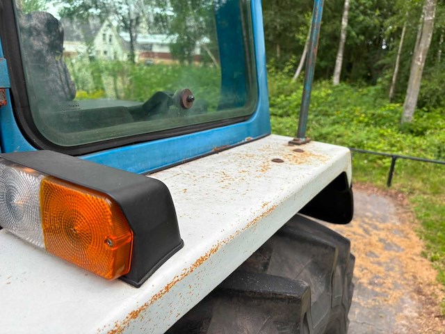 1990 ford 6410 gen iii - vierwielaangedreven landbouwtractor - afbeelding 16 van  39