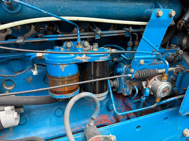 1990 ford 8730dt vierwielaangedreven landbouwtractor - afbeelding 8 van  17