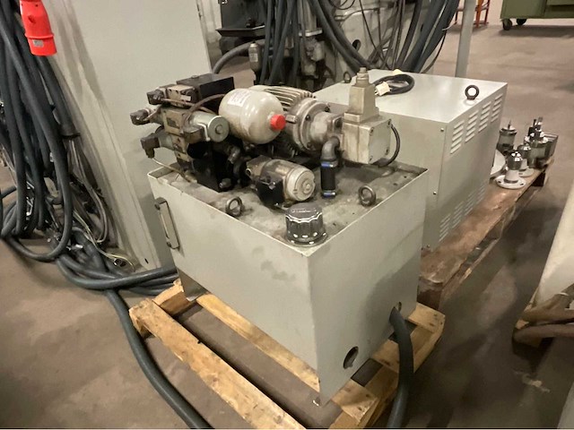 1990 hauser s3 dr coördinatenslijpmachine - afbeelding 12 van  39