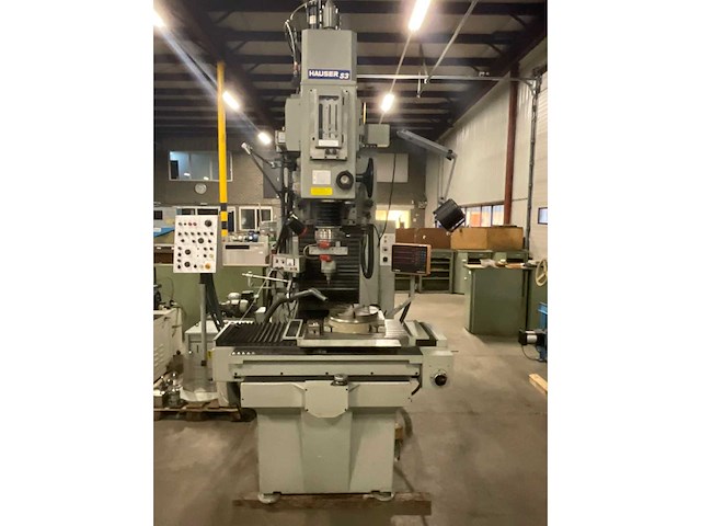 1990 hauser s3 dr coördinatenslijpmachine - afbeelding 28 van  39