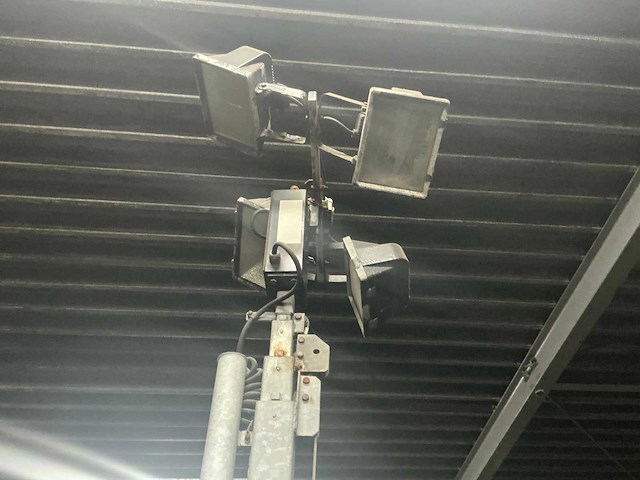 1990 hms tl-35 event lichtmast aanhangwagen - afbeelding 11 van  22