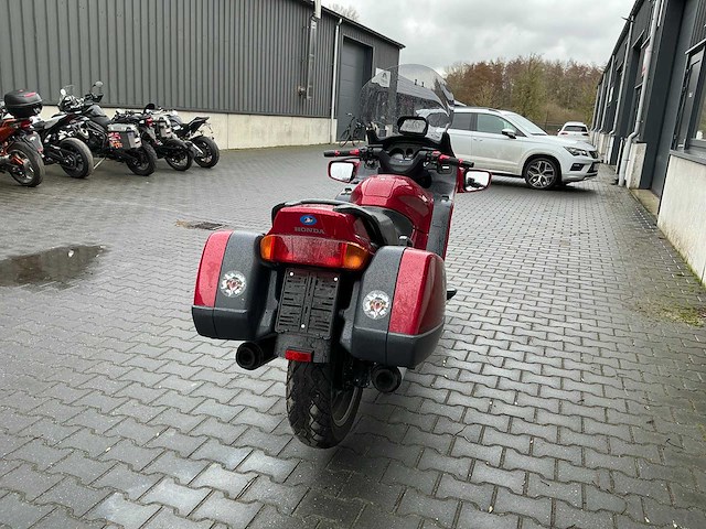 1990 honda st1100 pan european motorfiets - afbeelding 12 van  14