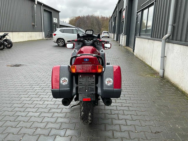 1990 honda st1100 pan european motorfiets - afbeelding 13 van  14