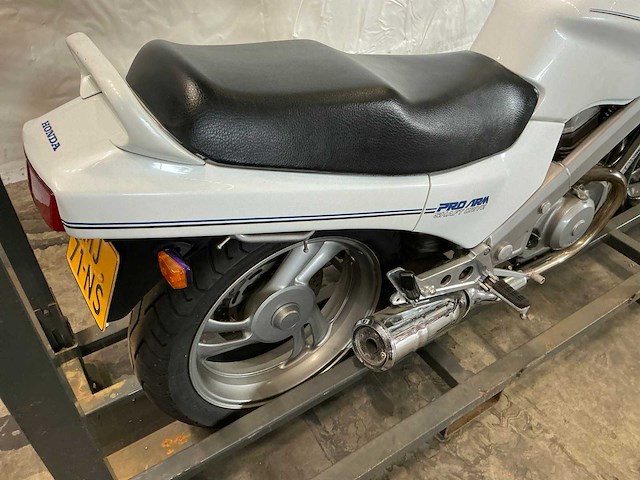 1990 honda tour ntv 650 revere motorfiets - afbeelding 4 van  7