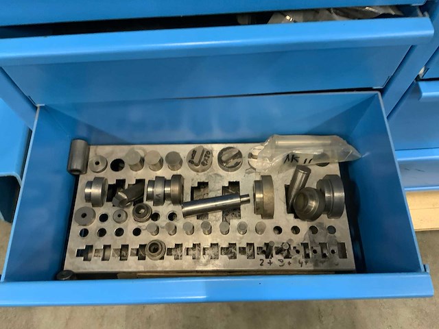 1990 honess hpc 250 cncsp ponsmachine - afbeelding 10 van  38