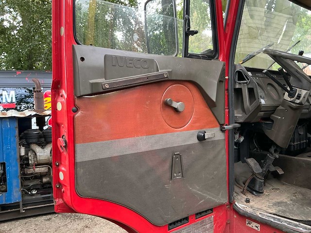 1990 iveco c3 vrachtwagen (opbrengst kika) - afbeelding 10 van  38