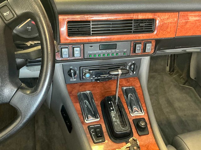 1990 jaguar xjs 5.3l v12 cabriolet - afbeelding 19 van  77