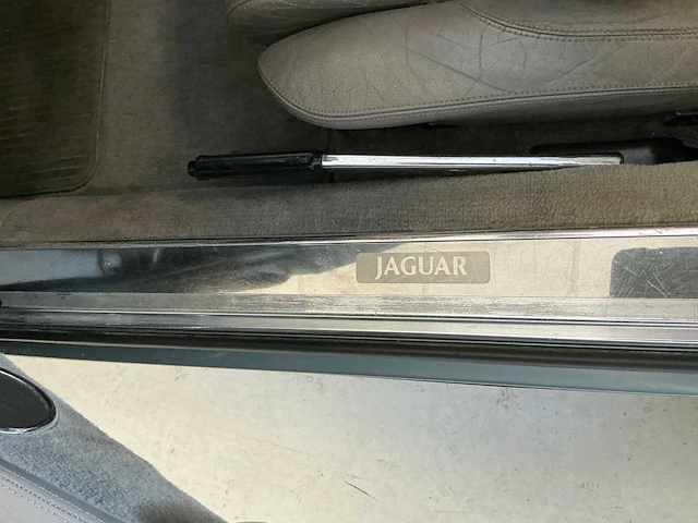 1990 jaguar xjs 5.3l v12 cabriolet - afbeelding 43 van  77