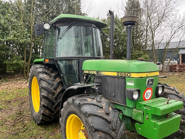 1990 john deere 2650 vierwielaangedreven landbouwtractor - afbeelding 3 van  35