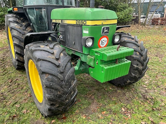 1990 john deere 2650 vierwielaangedreven landbouwtractor - afbeelding 4 van  35