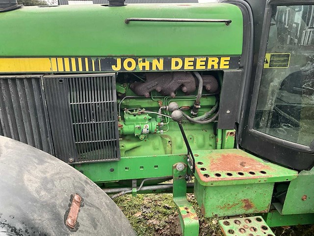 1990 john deere 2650 vierwielaangedreven landbouwtractor - afbeelding 9 van  35