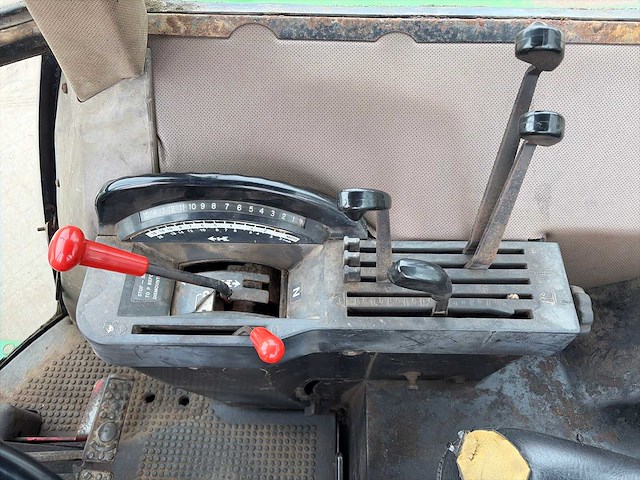 1990 john deere 4055 vierwielaangedreven landbouwtractor - afbeelding 18 van  22