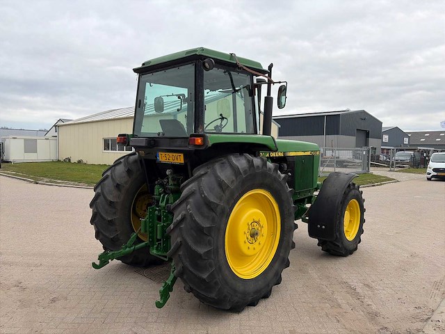 1990 john deere 4055 vierwielaangedreven landbouwtractor - afbeelding 5 van  22