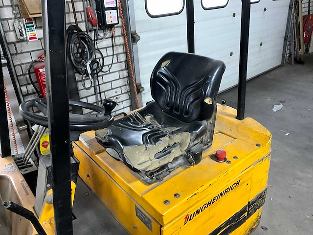 1990 jungheinrich ef6.0 12.5 vorkheftruck - afbeelding 12 van  18