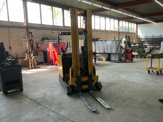 1990 jungheinrich reach truck - afbeelding 10 van  17